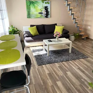 Island In The Downtown With Free Parking Apartman Debrecen
